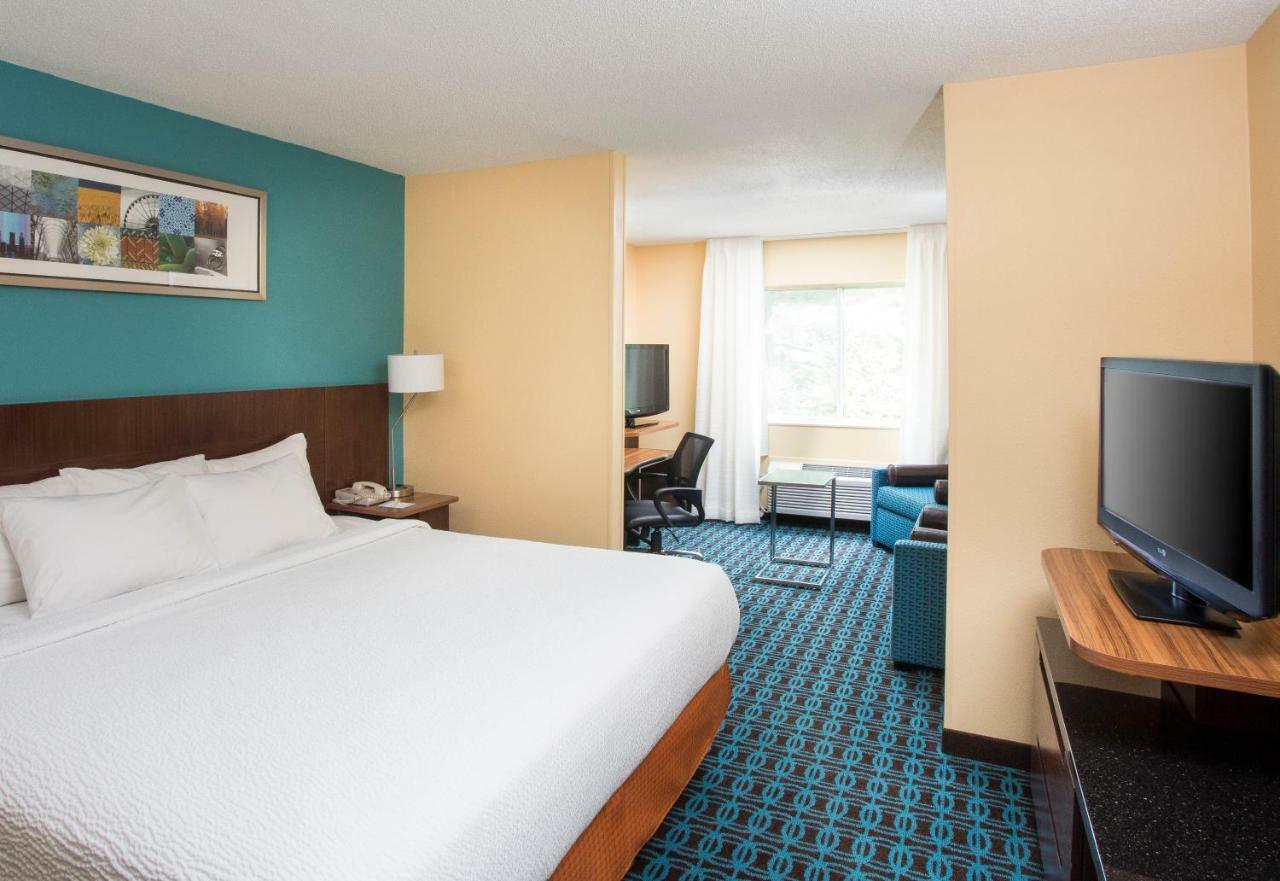 Fairfield Inn & Suites By Marriott Quincy Exterior photo